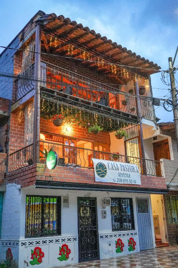 Casa Pastora Coworking Bed and Breakfast Guatapé Exteriör bild